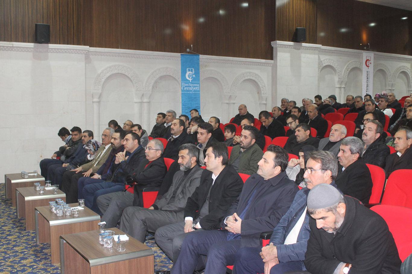Mardin’de ‘İslam dünyasında neler oluyor?’ konferansı